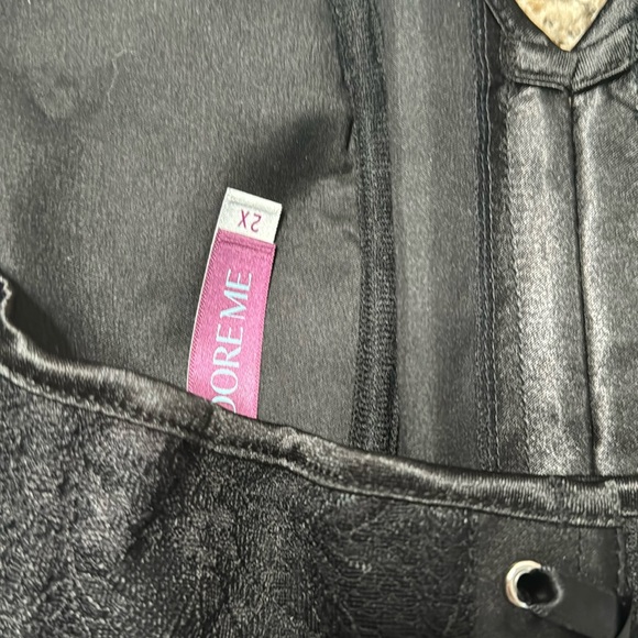 Adore Me Lingerie Set - Picture 4 of 6